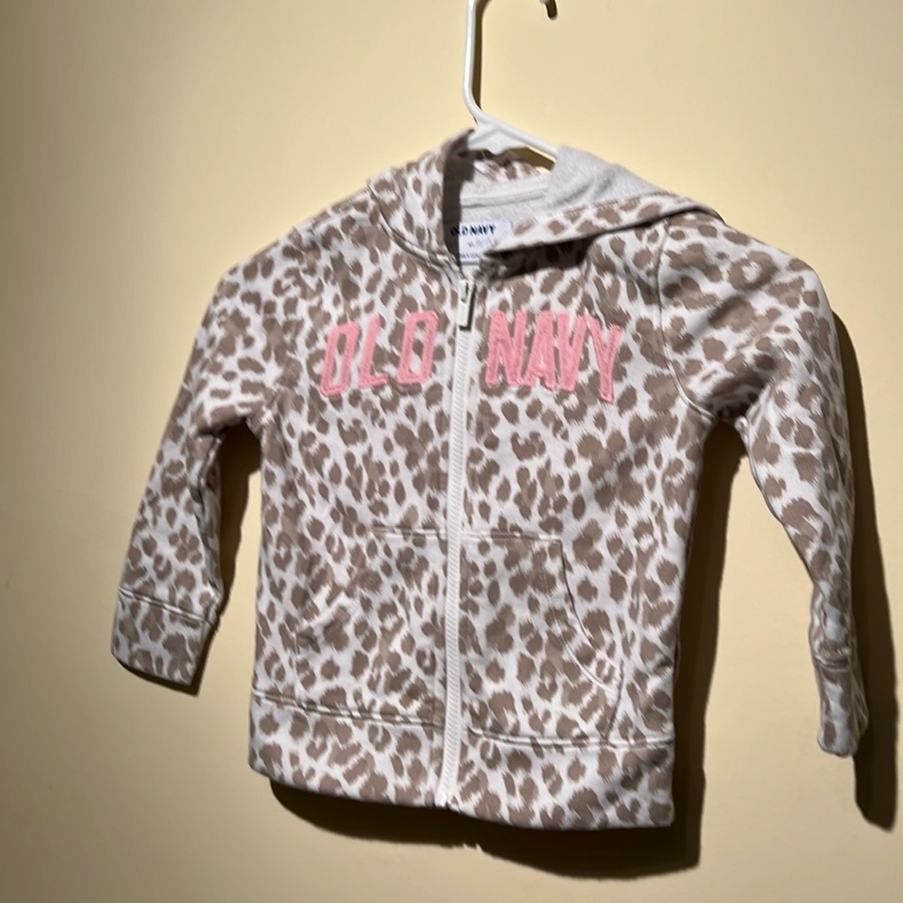 EUC Old Navy Zip-Up Leopard Print Hoodie size 4T